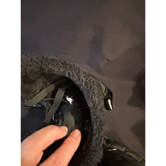 Women’s Totes Crystal Black Waterproof Winter Boots Shoes Quilted, size 8 - Picture 5 of 7